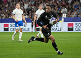 Aaron Smith scores a try for New Zeaand v Italy at 2023 Rugby World Cup