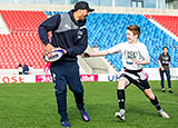 Denny Solomona helping to launch Project Rugby