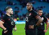 England players look dejected following defeat to Argentina in 2022 Autumn Internationals