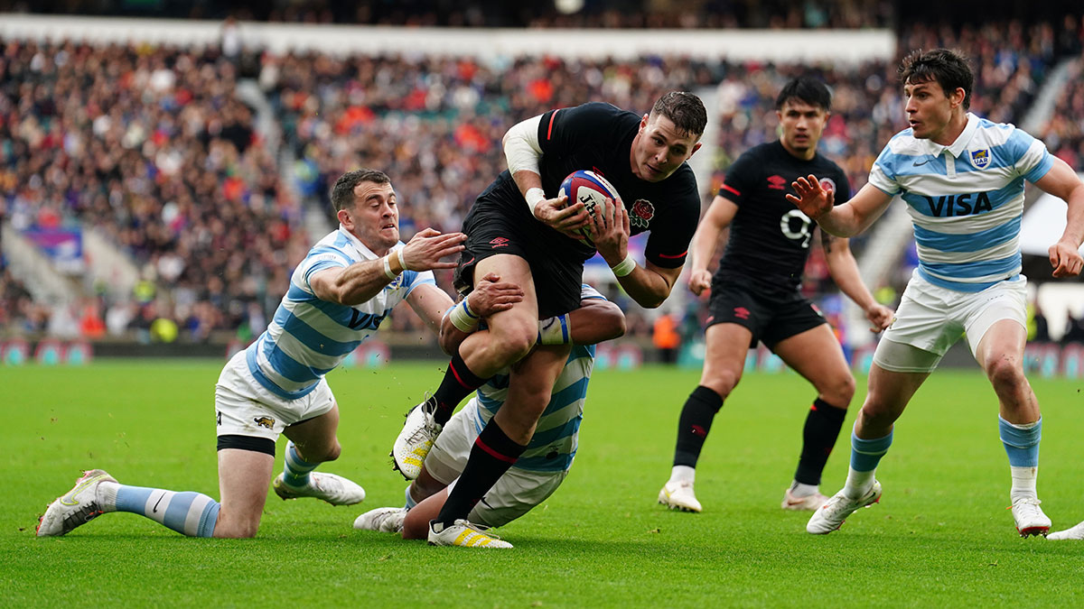 Freddie Steward in action for England v Argentina during 2022 Autumn Internationals