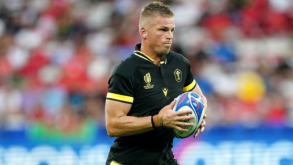 Gareth Anscombe in action for Wales at the 2023 Rugby World Cup