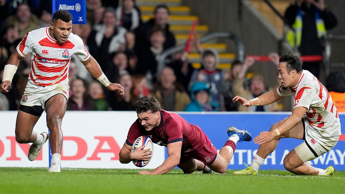 George Furbank scores a try for England v Japan during 2024 autumn internationals