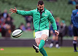 Rob Kearney warms up for Ireland