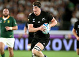 Scott Barrett breaks clear to score a try for New Zealand v South Africa in World Cup pool match