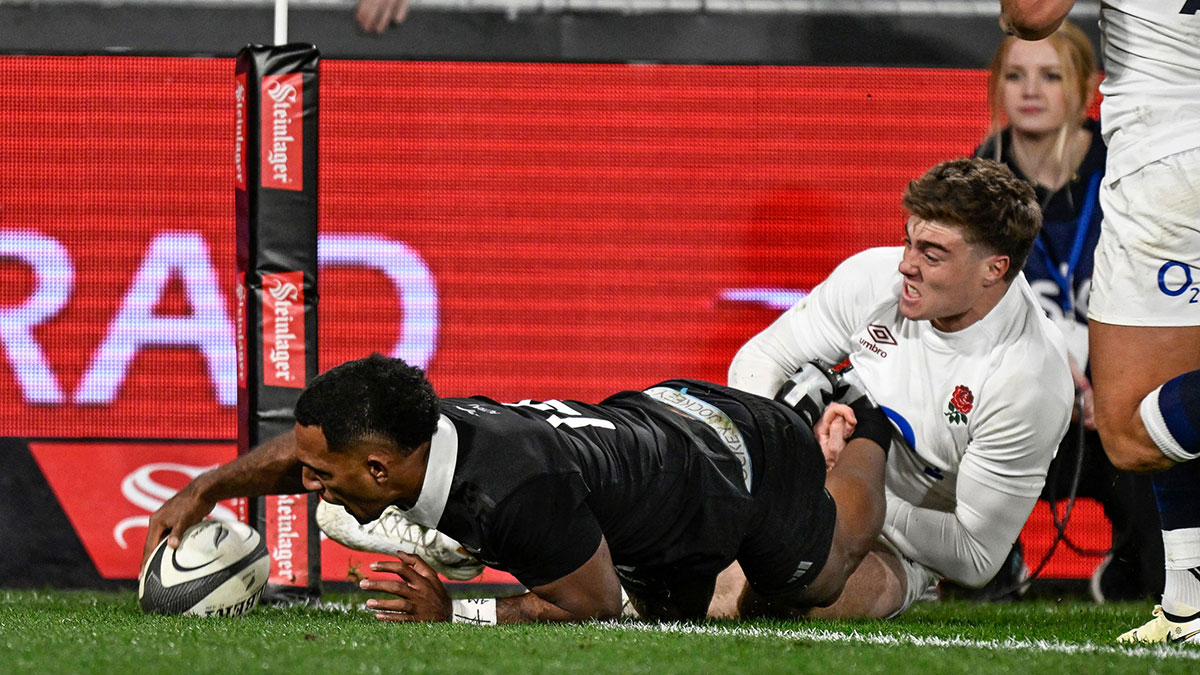 Sevu Reece scores a try for New Zealand v England in 2024 summer internationals